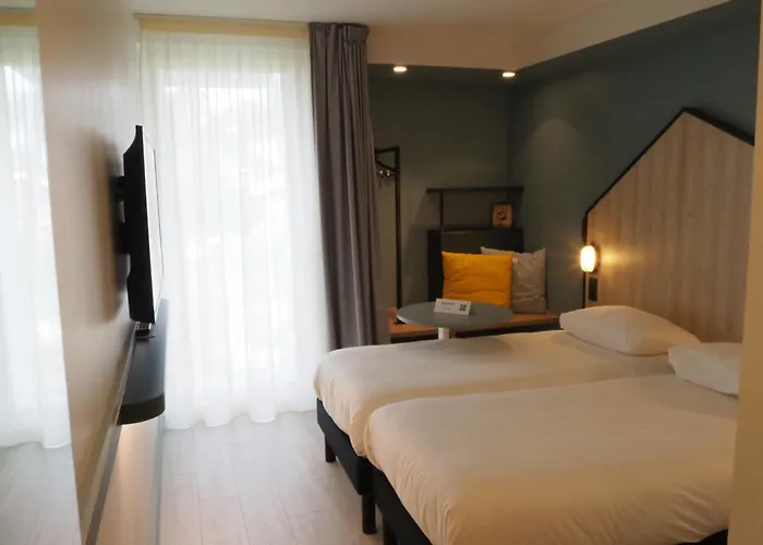 Ibis Styles Arcachon Mestras ホテル
