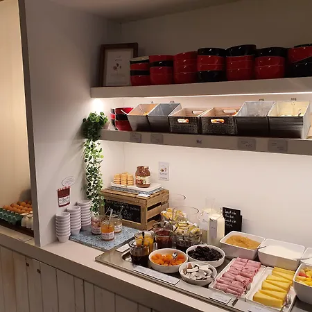 Ibis Styles Arcachon Mestras מלון 3*