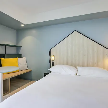 מלון Ibis Styles Arcachon Mestras 3*