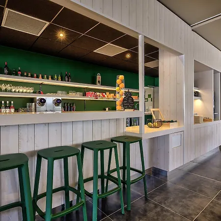Ibis Styles Arcachon Mestras 3*